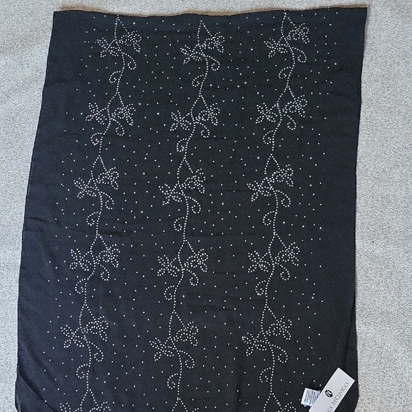 Jessica McClintock Black Sparkly Evening Wrap Shawl Size 24 x 70 - Picture 3 of 7
